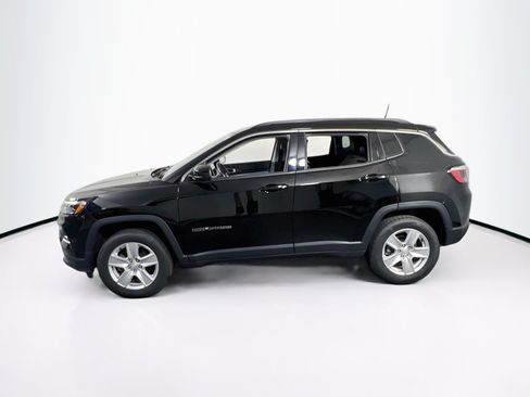Used 2022 Jeep Compass Latitude w/ Convenience Group AWD/4WD image 8