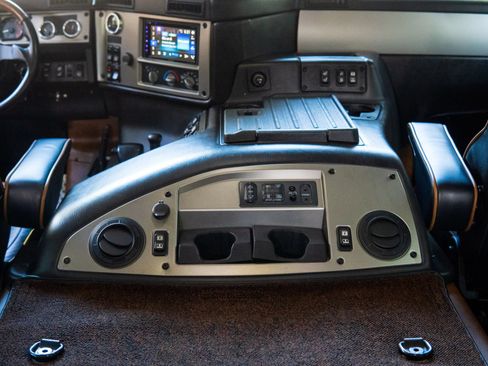 Used 2006 HUMMER H1 4-Door Wagon AWD/4WD image 14