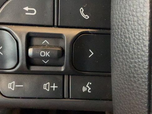 Used 2025 Toyota 4Runner TRD Off-Road AWD/4WD image 15