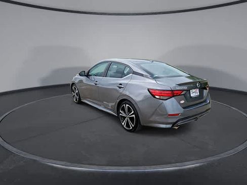 Used 2022 Nissan Sentra SR FWD image 6