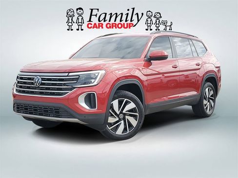 Used 2024 Volkswagen Atlas SE image 1