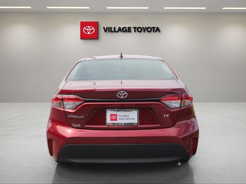 Certified 2025 Toyota Corolla LE FWD image 4