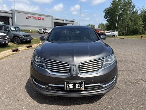 Used 2017 Lincoln MKX Reserve w/ Canadian Touring Package AWD/4WD image 9
