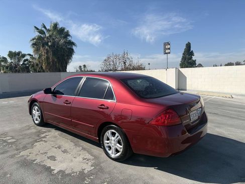Used 2007 Honda Accord SE image 8