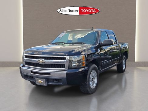 Used 2009 Chevrolet Silverado 1500 LT w/ Power Pack Plus RWD image 3