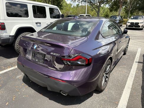 Used 2025 BMW 230i Coupe RWD image 2