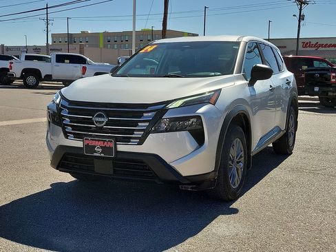 Used 2024 Nissan Rogue S AWD/4WD image 4