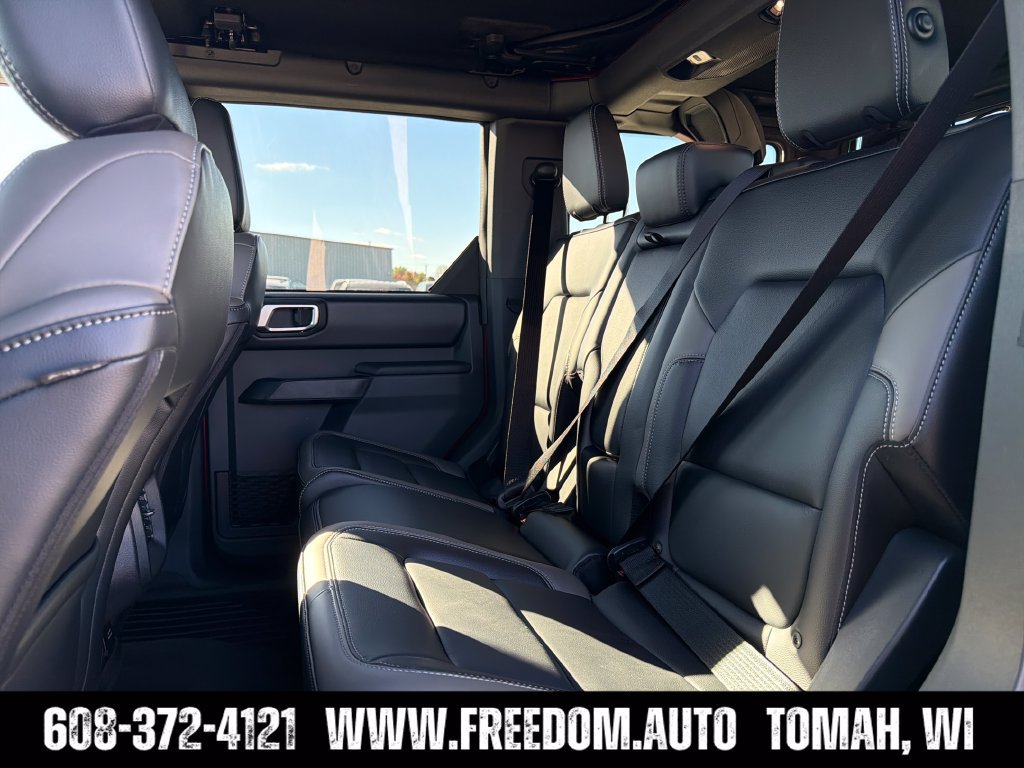 Used 2026 Ford Bronco Outer Banks w/ Sasquatch Package AWD/4WD image 29
