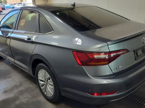 Used 2019 Volkswagen Jetta S FWD image 2
