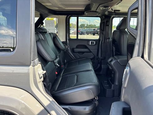 Used 2023 Jeep Wrangler Unlimited Sahara AWD/4WD image 54