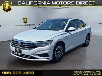Used 2019 Volkswagen Jetta SE w/ Cold Weather Package