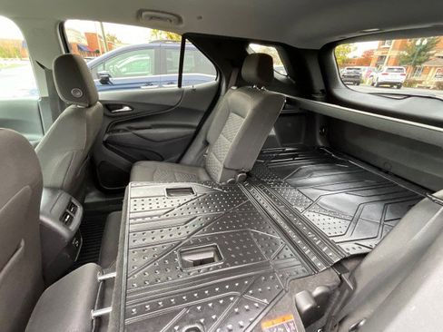 Used 2021 Chevrolet Equinox LT image 31