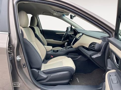 Used 2021 Subaru Outback Premium image 15