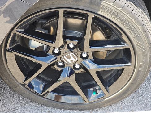 Used 2025 Honda Civic Sport image 3
