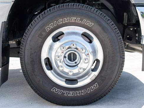 Used 2022 Ford F350 Lariat w/ Lariat Ultimate Package AWD/4WD image 84