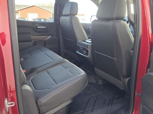 Used 2019 Chevrolet Silverado 1500 High Country w/ Technology Package image 28