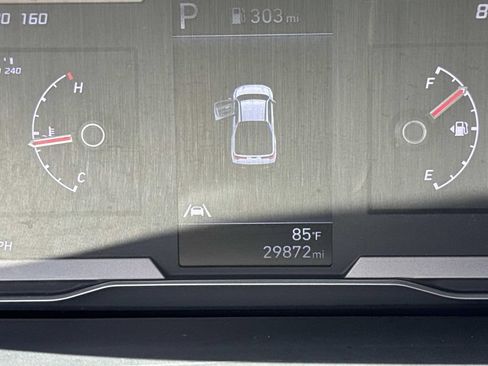 Used 2023 Hyundai Santa Cruz SE AWD/4WD image 36