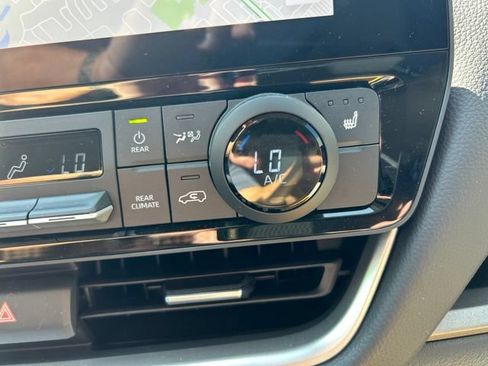 Used 2026 Toyota Grand Highlander AWD image 19