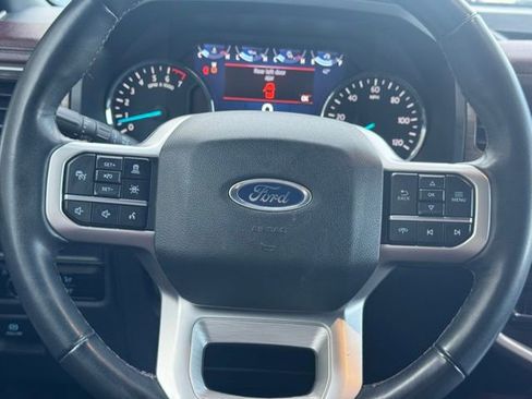 Used 2024 Ford Expedition Max Limited image 15