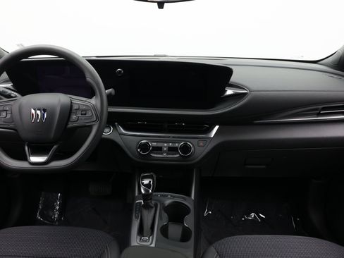 Used 2026 Buick Envista Preferred FWD image 31