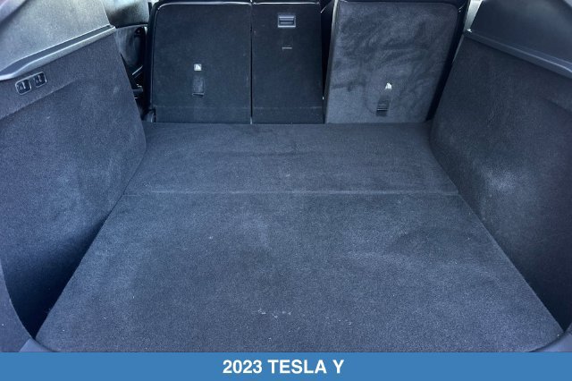 Used 2023 Tesla Model Y Long Range AWD/4WD image 17