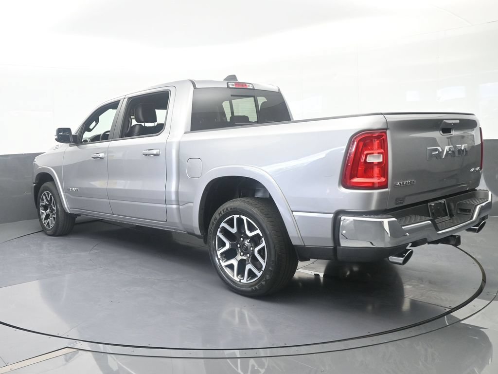 Used 2025 RAM 1500 Laramie AWD/4WD image 4