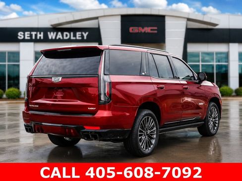 Used 2024 Cadillac Escalade V w/ Heavy-Duty Trailer Package AWD/4WD image 7