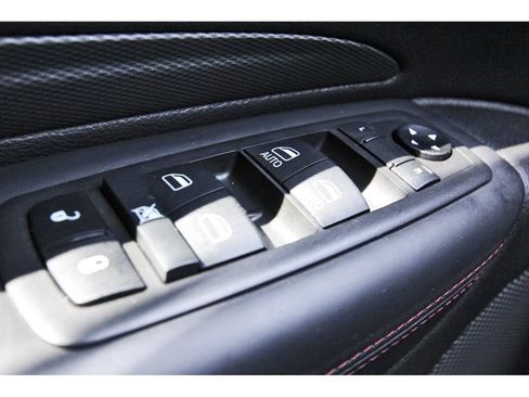 Used 2021 Dodge Durango R/T w/ Blacktop Package RWD image 21