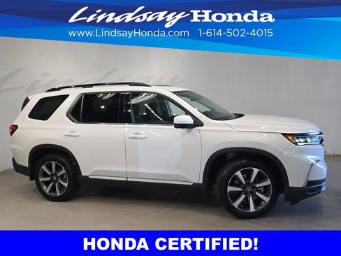 Certified 2025 Honda Pilot Elite image 3