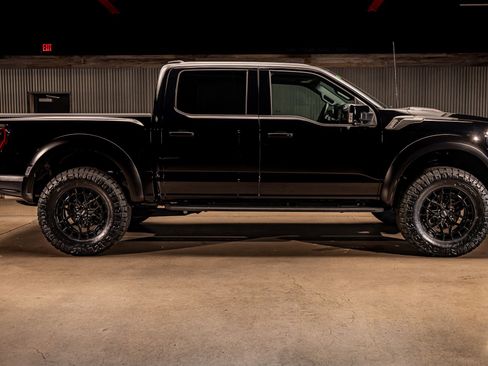 Used 2025 Ford F150 Raptor w/ Equipment Group 803A Raptor R image 11