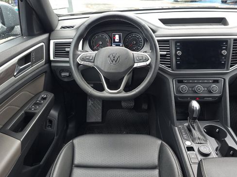 Used 2021 Volkswagen Atlas Cross Sport SE AWD/4WD image 14