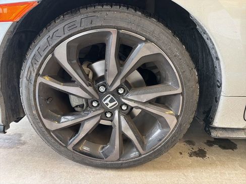 Used 2019 Honda Civic Sport image 13