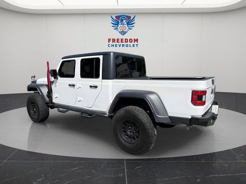 Used 2021 Jeep Gladiator Sport AWD/4WD image 3