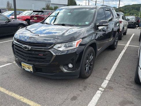Used 2021 Chevrolet Traverse RS AWD/4WD image 3