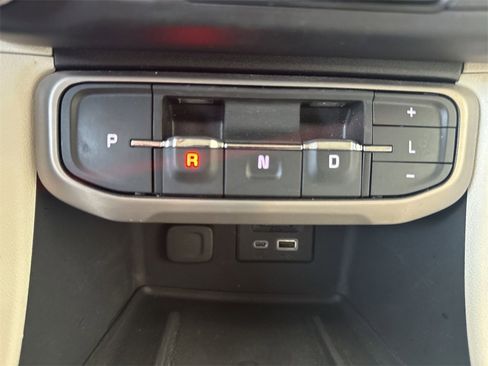 Certified 2021 GMC Acadia Denali w/ Denali Technology Package image 16