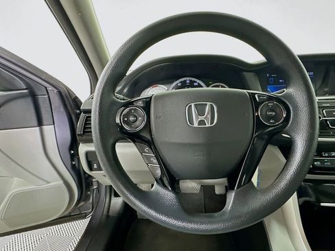 Certified 2017 Honda Accord LX image 18