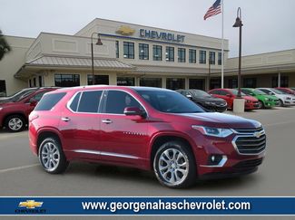 Used 2019 Chevrolet Traverse Premier w/ Driver Confidence II Package FWD video 1