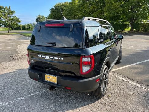 Used 2023 Ford Bronco Sport Outer Banks w/ Tech Package AWD/4WD image 10