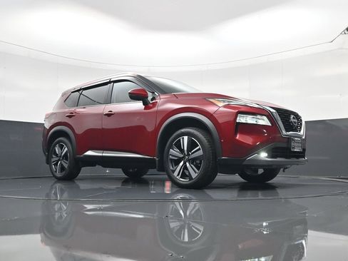 Used 2022 Nissan Rogue SL w/ SL Premium Package image 15