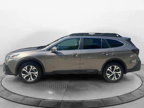 Used 2021 Subaru Outback Limited w/ Popular Package #2 AWD/4WD image 4