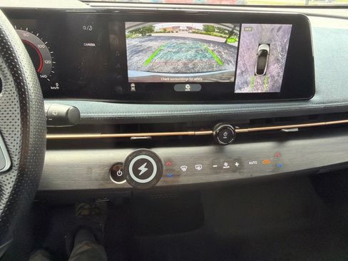 Used 2023 Nissan Ariya AWD/4WD image 11