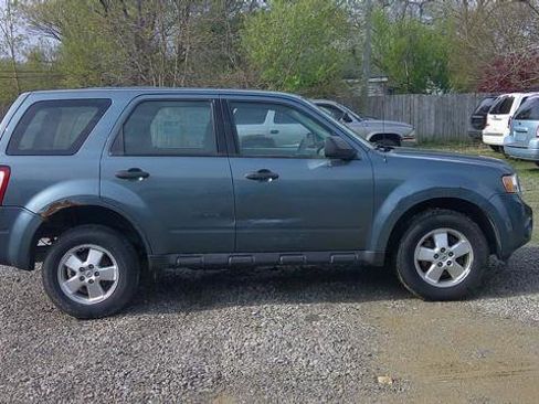 Used 2012 Ford Escape XLS image 7