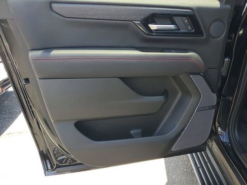 Used 2025 GMC Yukon XL AT4 Ultimate w/ LPO, Floor Liner Package AWD/4WD image 25