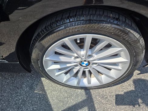 Used 2011 BMW 335i xDrive Sedan image 21