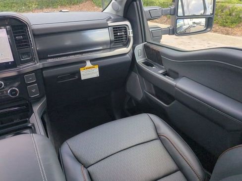 New 2026 Ford F350 Lariat w/ Black Appearance Package AWD/4WD image 17
