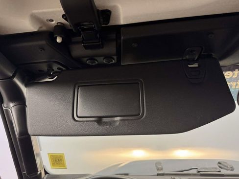 Used 2022 Jeep Wrangler Sport S image 29