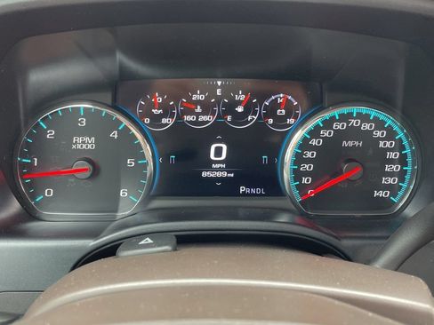 Used 2018 GMC Sierra 1500 Denali w/ Denali Ultimate Package AWD/4WD image 9
