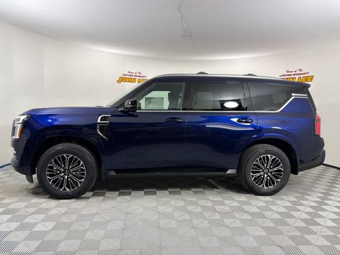 New 2026 Nissan Armada Platinum image 2