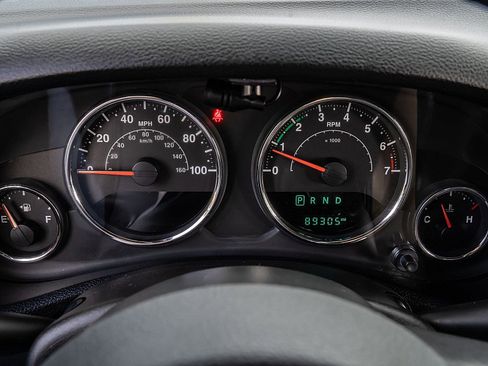 Used 2018 Jeep Wrangler Unlimited Sport S AWD/4WD image 31