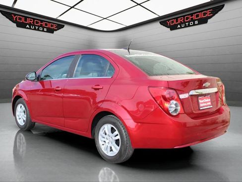 Used 2014 Chevrolet Sonic LT image 6